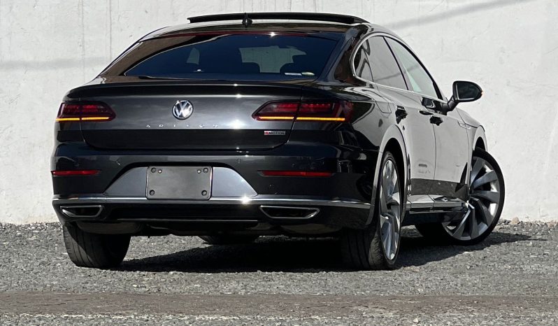 
								Volkswagen Arteon full									