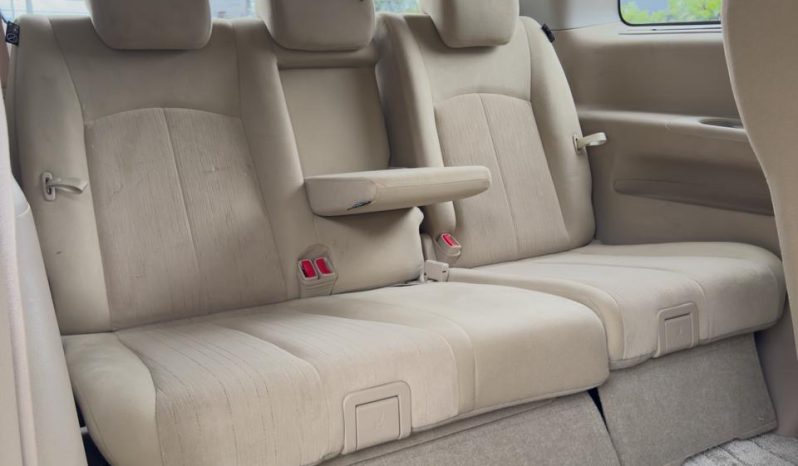 
								Nissan Elgrand full									
