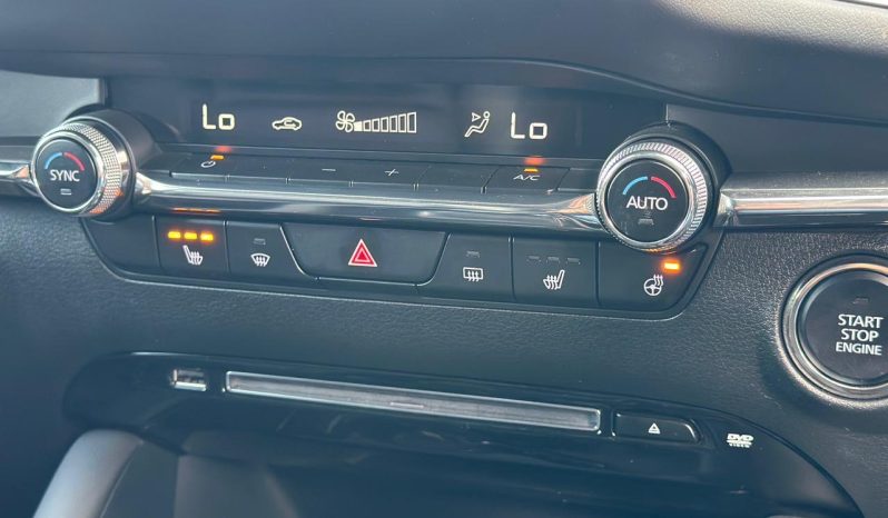 
								Mazda 3 full									