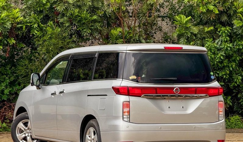 
								Nissan Elgrand full									