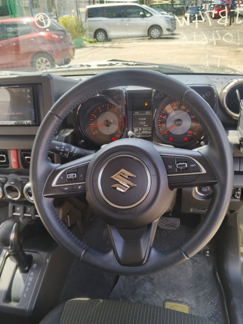 
								Suzuki Jimny full									