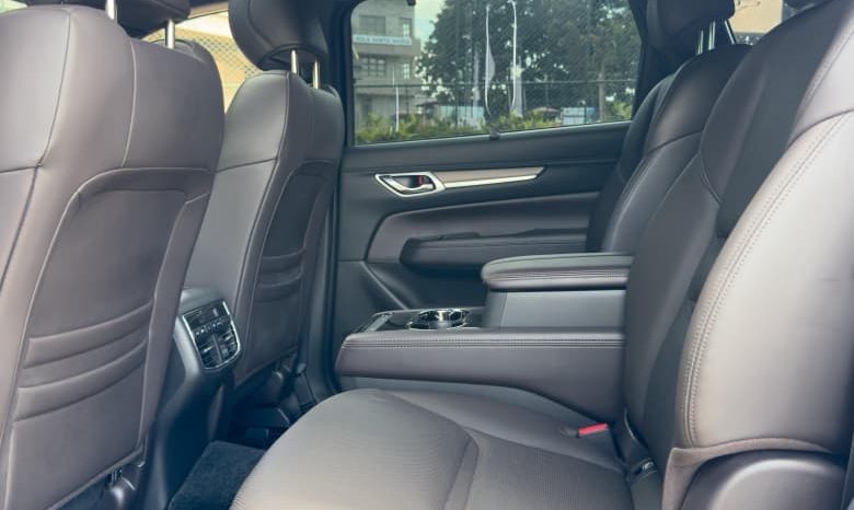 
								Mazda CX-8 full									
