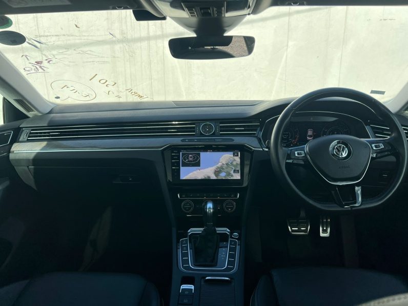 
								Volkswagen Arteon full									