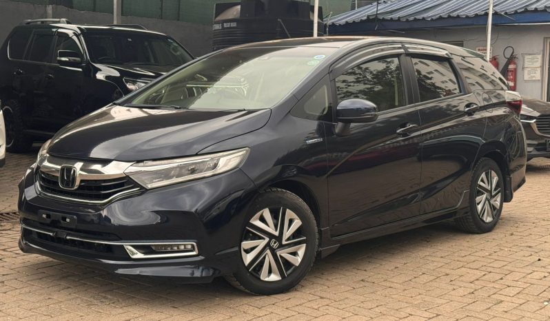 
								Honda Fit Shuttle full									