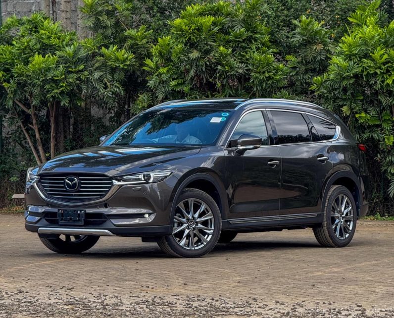 
								Mazda CX-8 full									