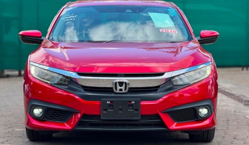 
								Honda Civic Sport full									