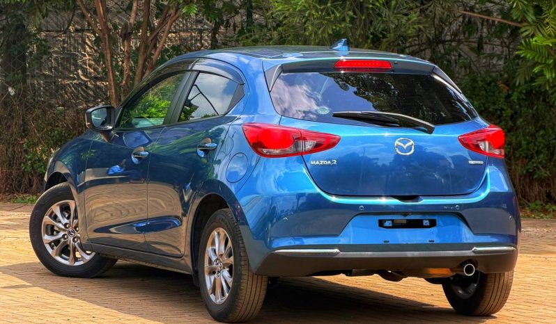 
								Mazda 2 full									