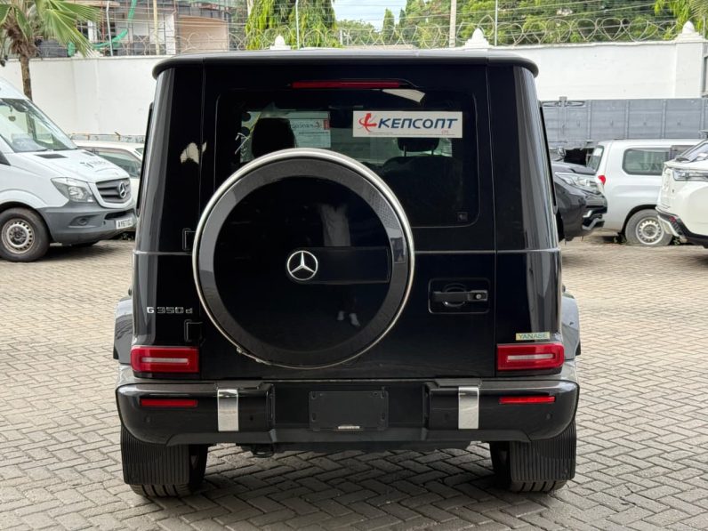 
								Mercedes Benz G Wagon full									