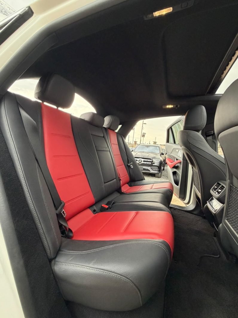 
								Mercedes Benz GLE400D full									