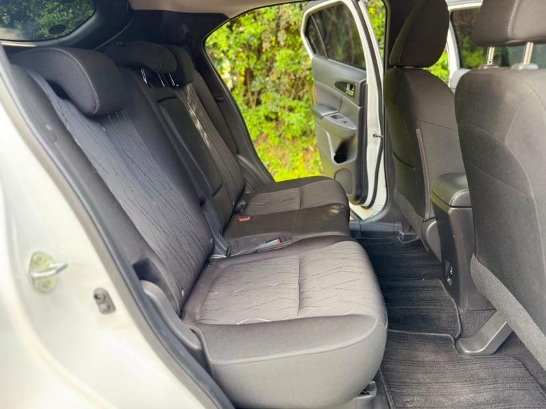 
								Mitsubishi Eclipse Cross full									