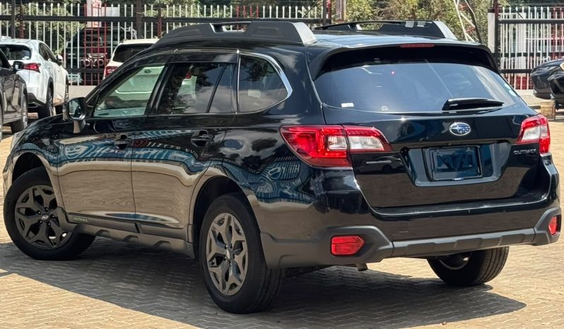 
								Subaru Outback full									