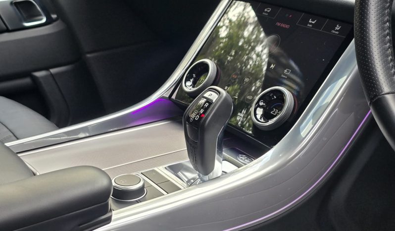 
								Range Rover Sport HSE full									