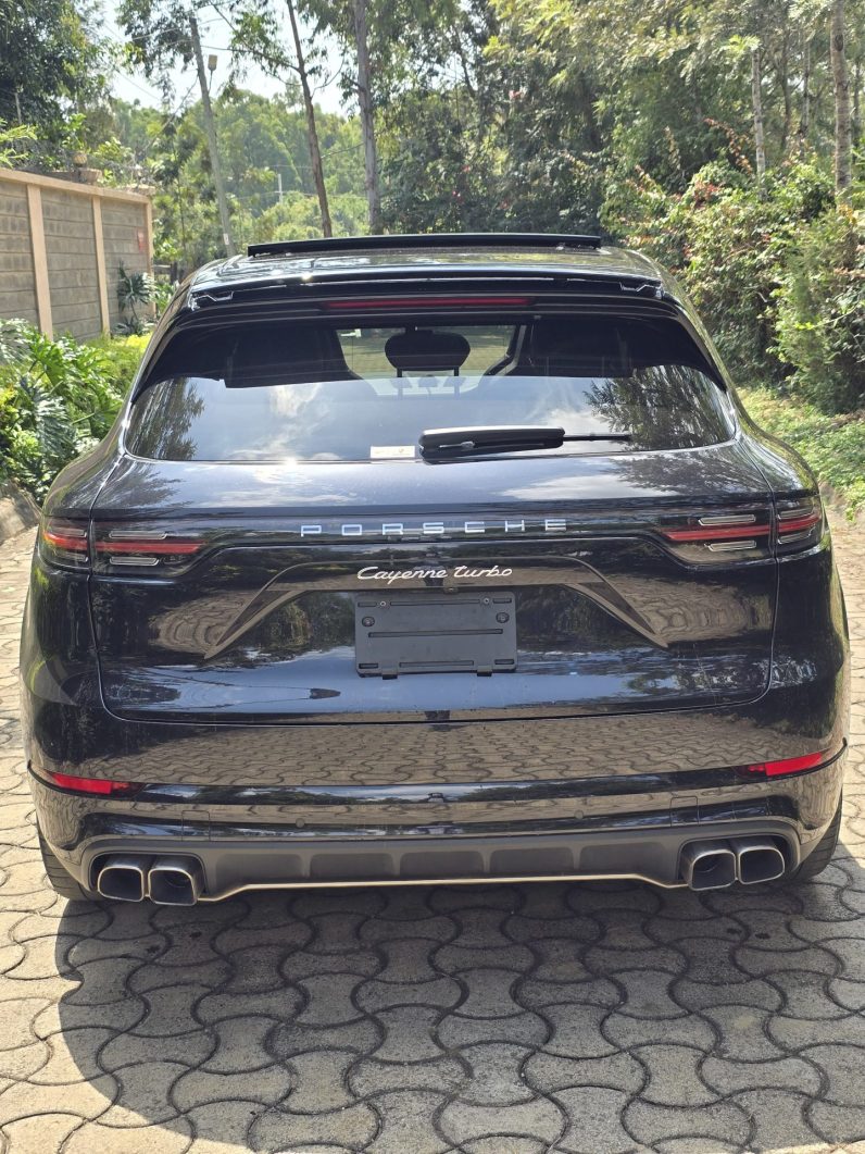
								Porsche Cayenne Turbo full									