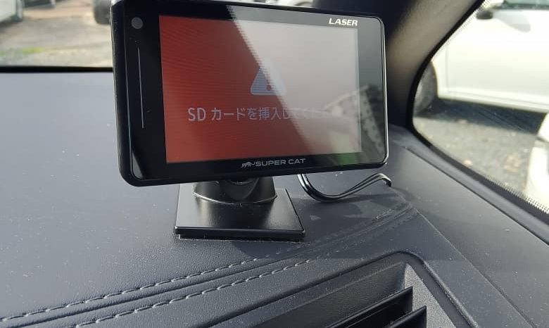 
								Toyota Alphard full									