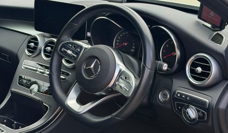 
								Mercedes Benz C200 full									