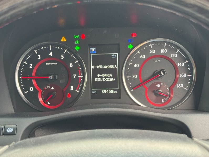 
								Toyota Alphard full									