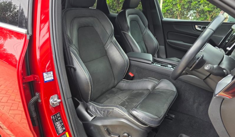 
								Volvo XC60 D4 full									