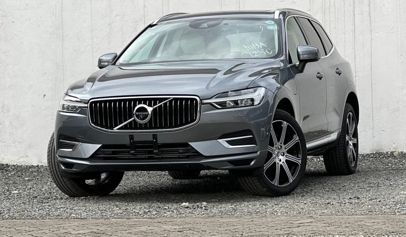 
								Volvo XC60 T8 full									