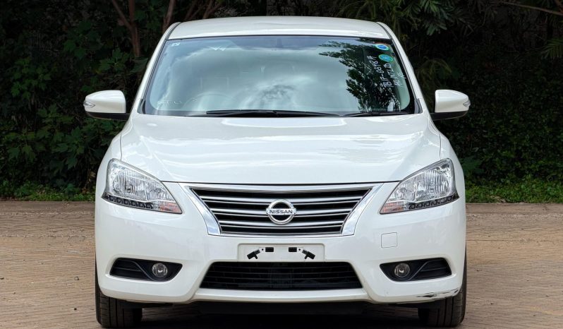 
								Nissan Silphy full									
