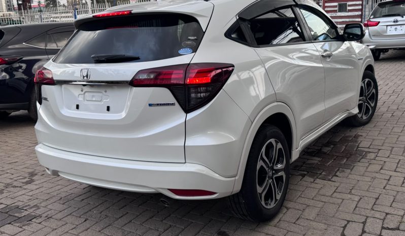 
								Honda Vezel full									