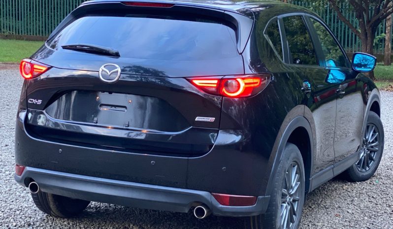 
								Mazda CX-5 full									