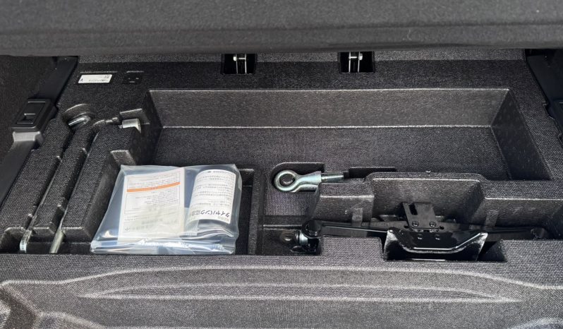 
								Mazda CX-5 full									