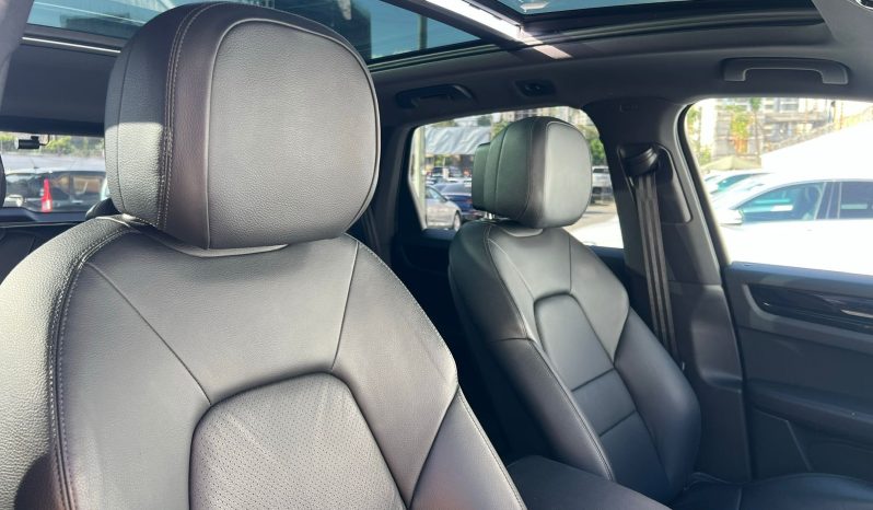 
								Porsche Cayenne full									