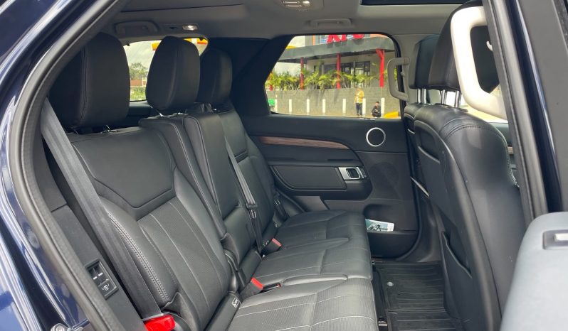 
								Landrover Discovery 5 HSE full									