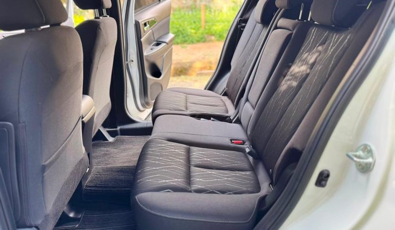 
								Mitsubishi Eclipse Cross full									
