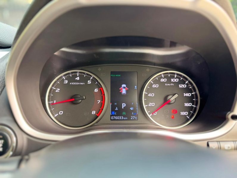 
								Mitsubishi Eclipse Cross full									