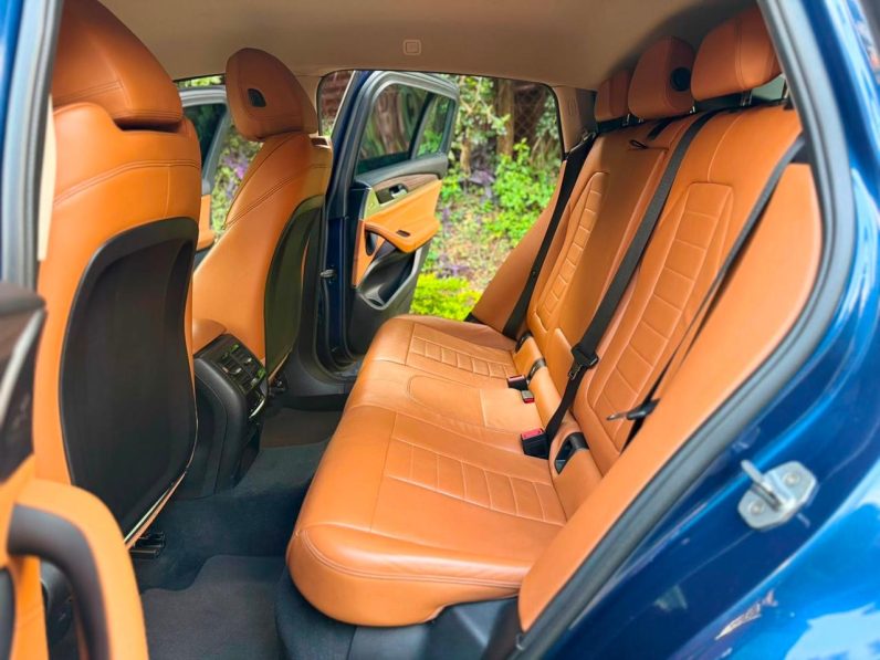 
								BMW X4 full									