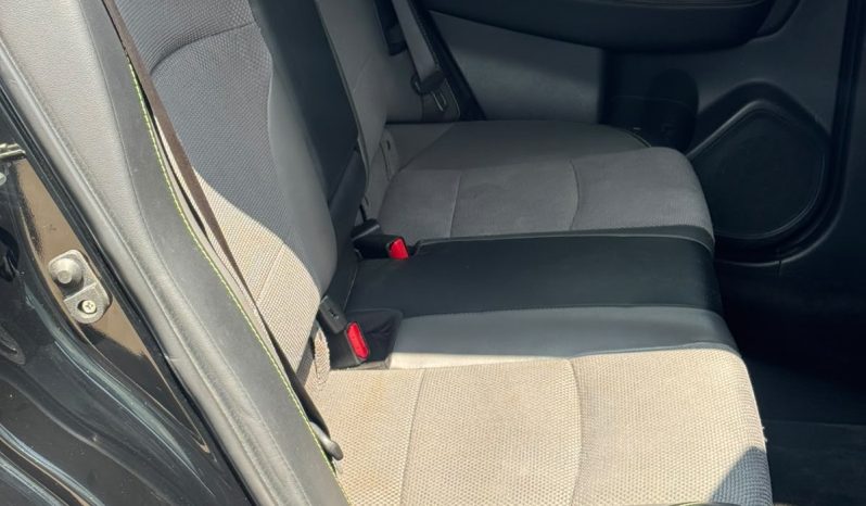 
								Subaru Outback full									