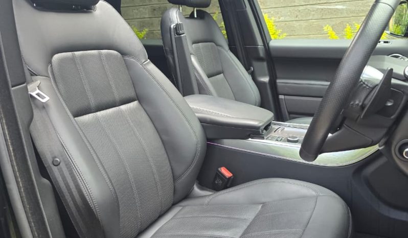 
								Range Rover Sport HSE full									