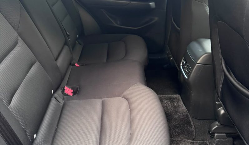 
								Mazda CX-5 full									