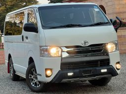 Toyota Hiace GL