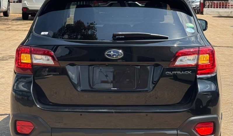 
								Subaru Outback full									