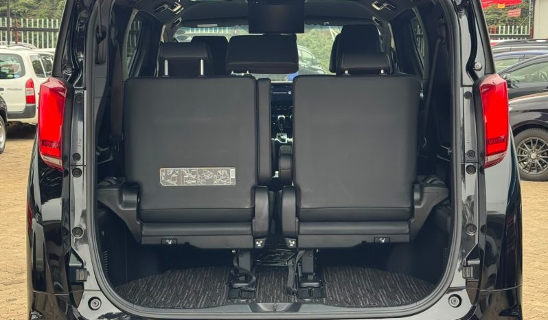 
								Toyota Alphard full									