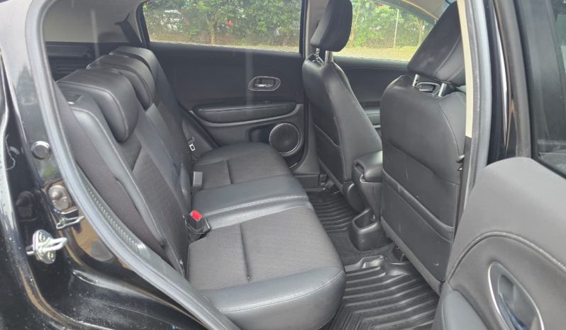 
								Honda Vezel Z full									