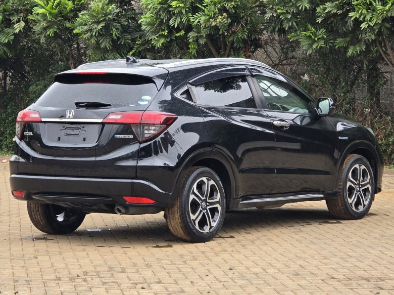 
								Honda Vezel Z full									