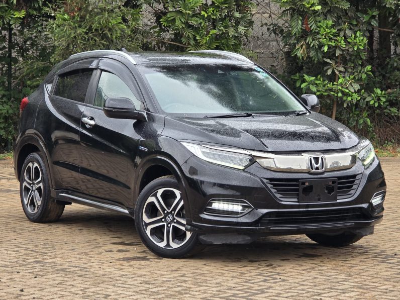 
								Honda Vezel Z full									