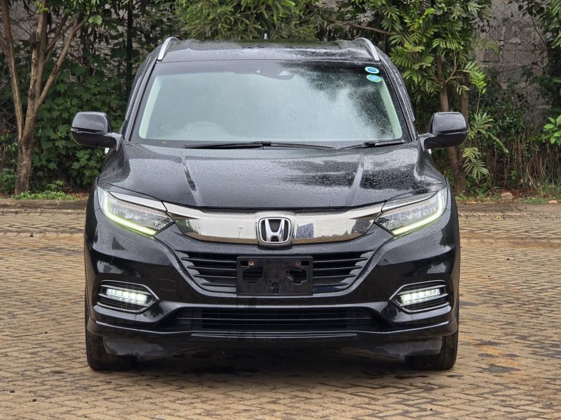
								Honda Vezel Z full									