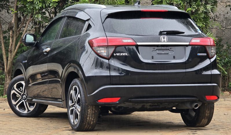 
								Honda Vezel Z full									