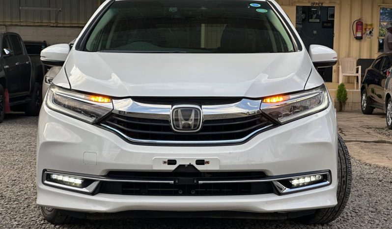 
								Honda Fit Shuttle Z full									