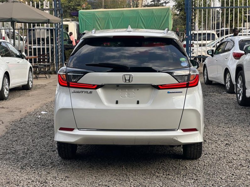 
								Honda Fit Shuttle Z full									
