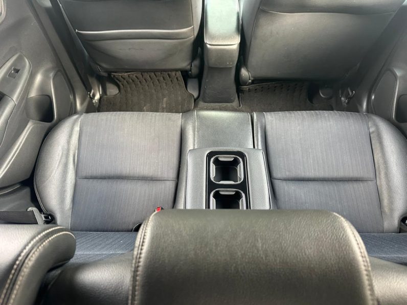 
								Honda Fit Shuttle Z full									