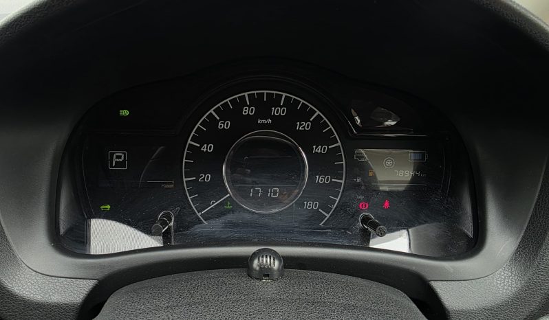 
								Nissa Note E-power full									