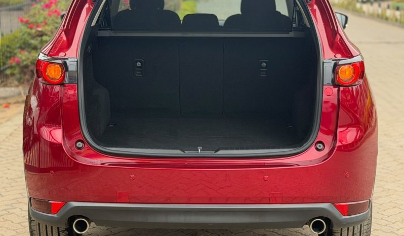 
								Mazda CX-5 full									