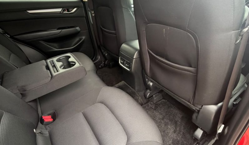 
								Mazda CX-5 full									