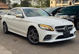 Mercedes Benz C200