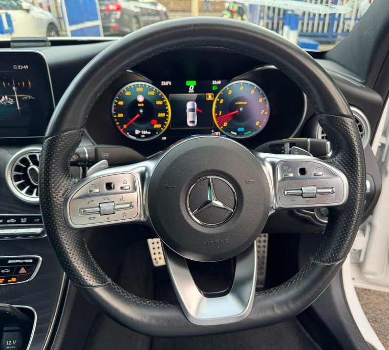 
								Mercedes Benz C200 full									